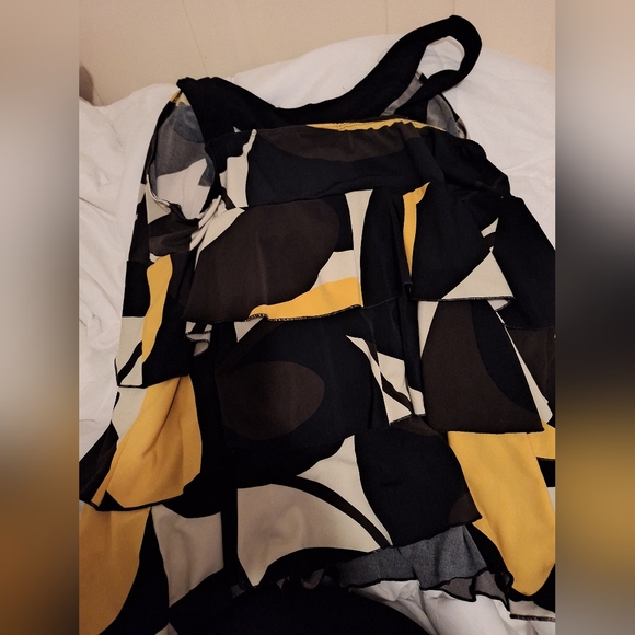 Cato XL women's layered top - Picture 3 of 3